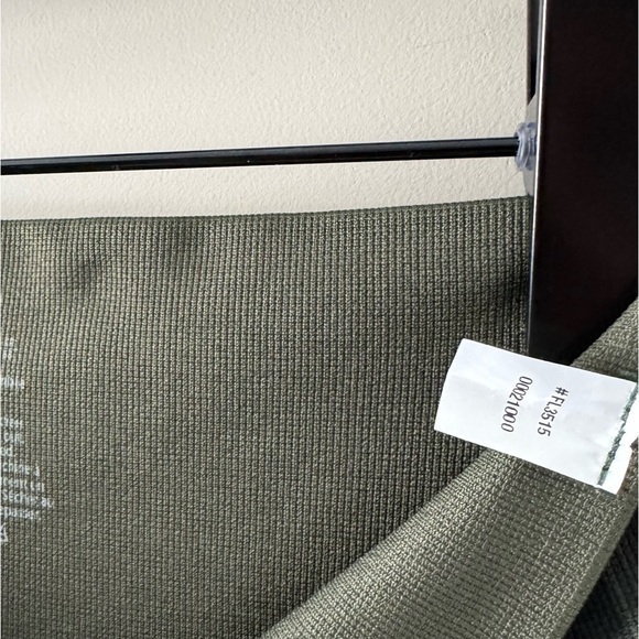 SPANX LOOK AT ME NOW LEGGINGS GREEN CAMO SIZE MEDIUM - Picture 4 of 5